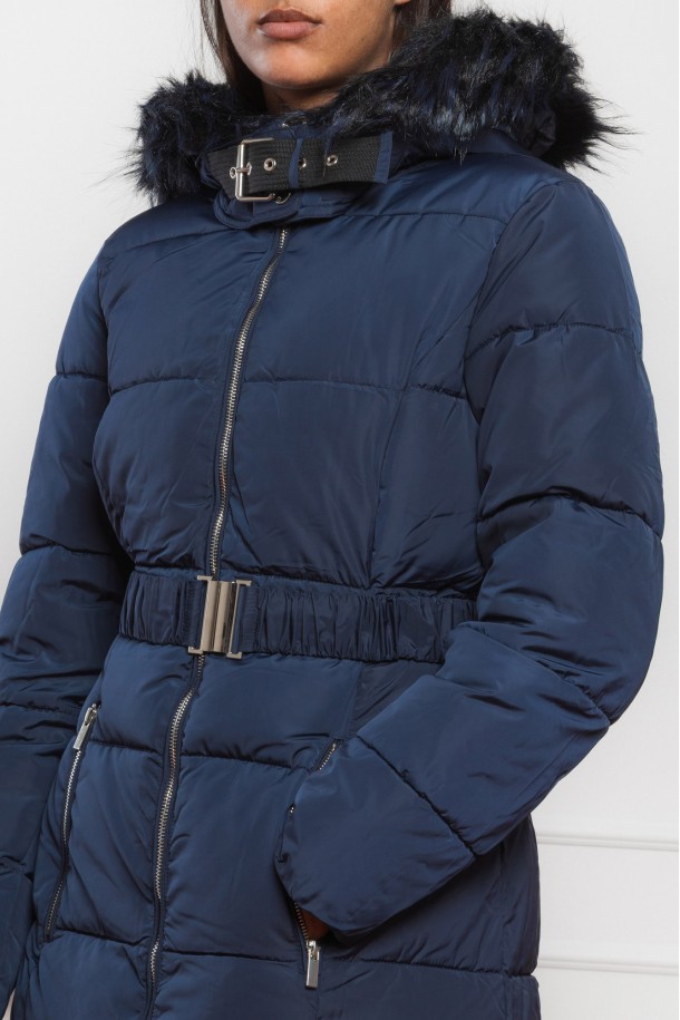 Koji je tvoj omiljeni zimski ogrtač - kaput, bunda, jakna s krznom? Otkrij svoj idealni model za hladne dane!