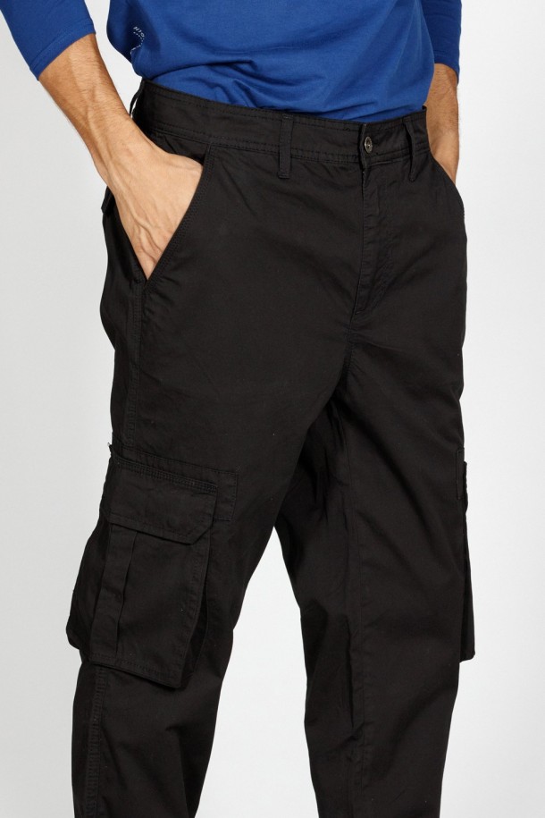 HLAČE M S B21KMH11 CRNA