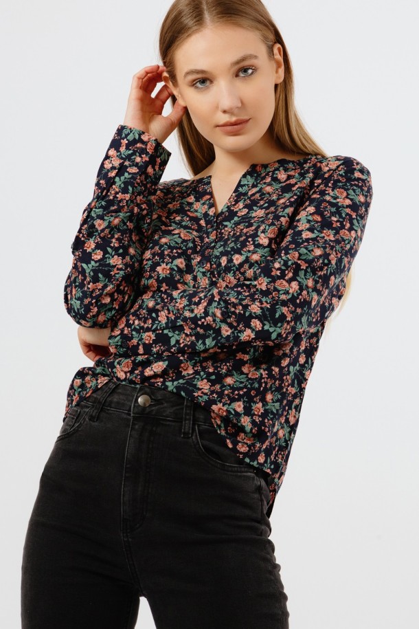 KOŠULJA D.R. Ž K UZORAK 1 A22POZKO171