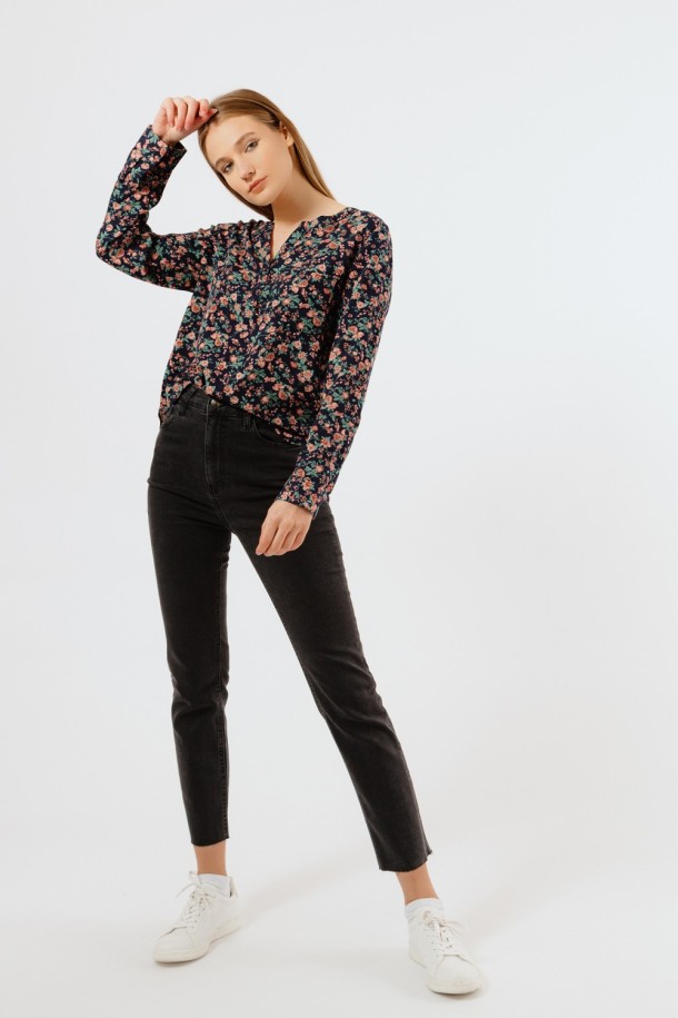 KOŠULJA D.R. Ž K UZORAK 1 A22POZKO171