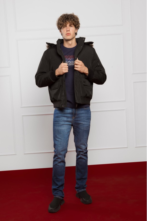 JAKNA M K B25KMJ128 CRNA