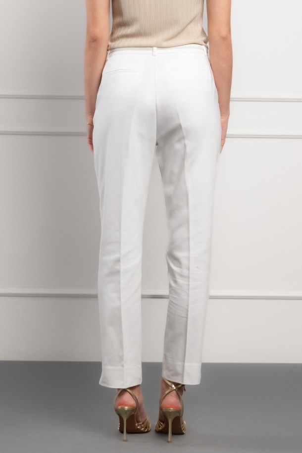 HLAČE Ž K A26KZH1600 BIJELA