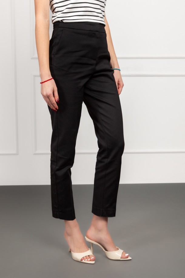 HLAČE Ž K A26KZH1680 CRNA