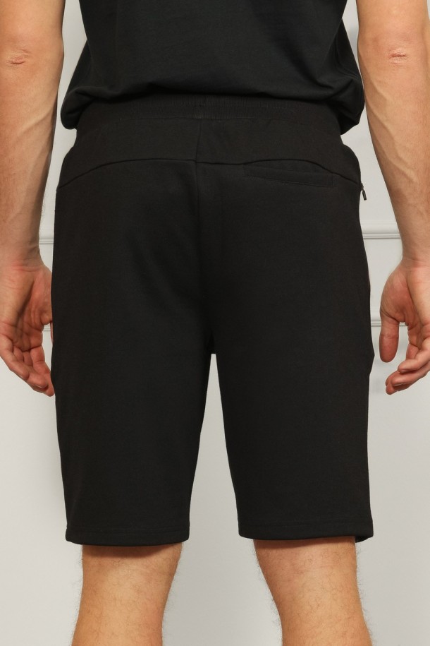 BERMUDE M K A26PMB122 CRNA