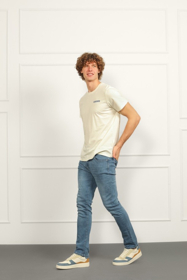 MAJICA K.RUKAV M B A26PMM16 PRLJAVO BIJELA