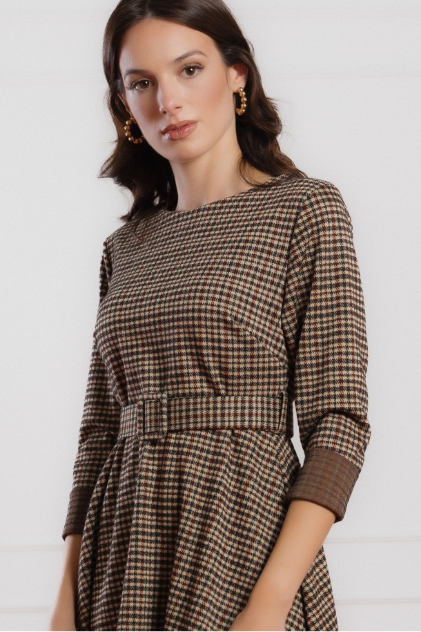 HALJINA Ž.I. DR MAXI B2531832