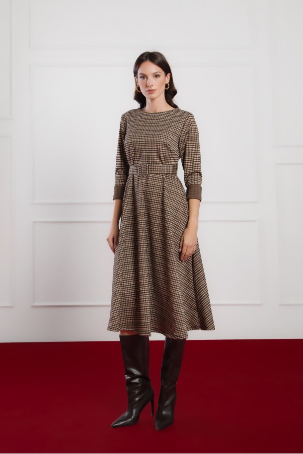 HALJINA Ž.I. DR MAXI B2531832