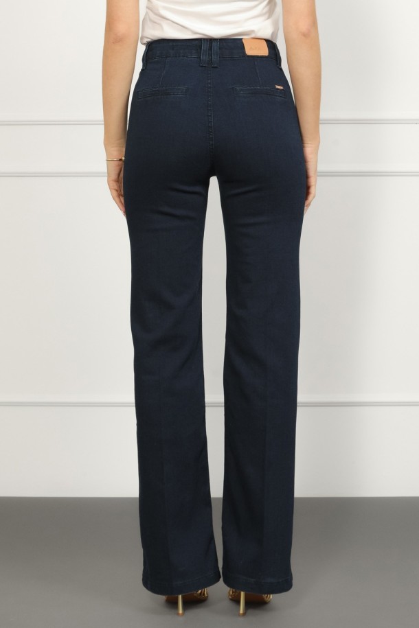 HLAČE Ž S A26NIKA TRAPER