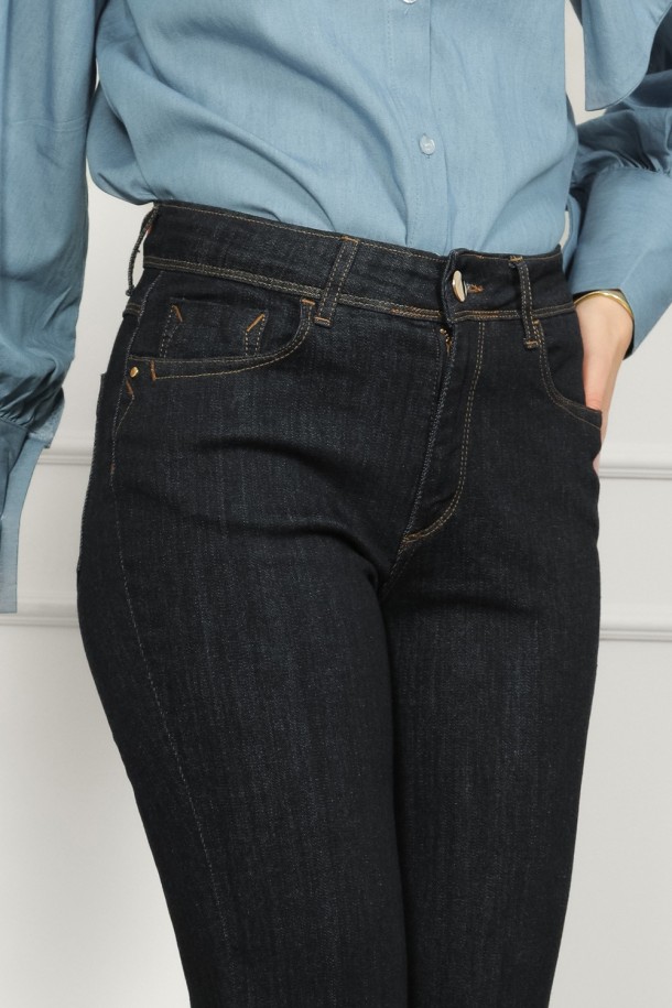 HLAČE Ž S A26TINA TRAPER