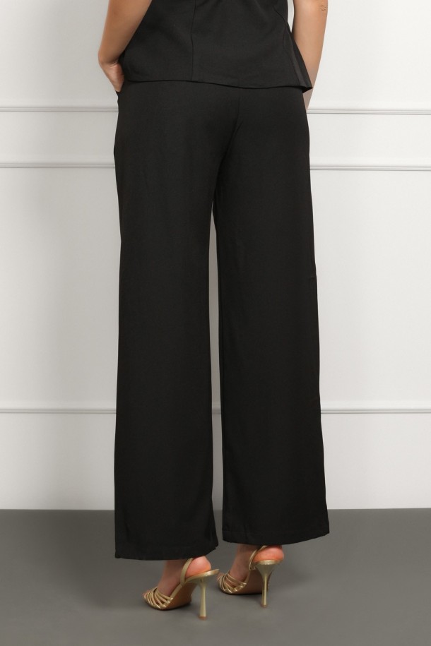 KOMPLET Ž.I. A260857 CRNA