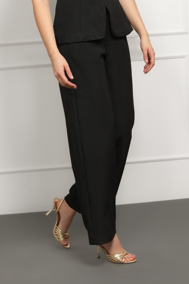 KOMPLET Ž.I. A260857 CRNA