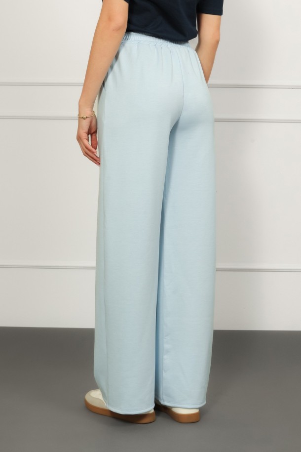 TRENIRKA D.D. Ž.I. A26112783 SV.PLAVA