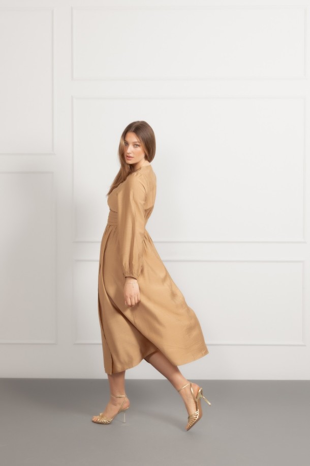 HALJINA DR MAXI Ž.Š. A261164 ZLATNA